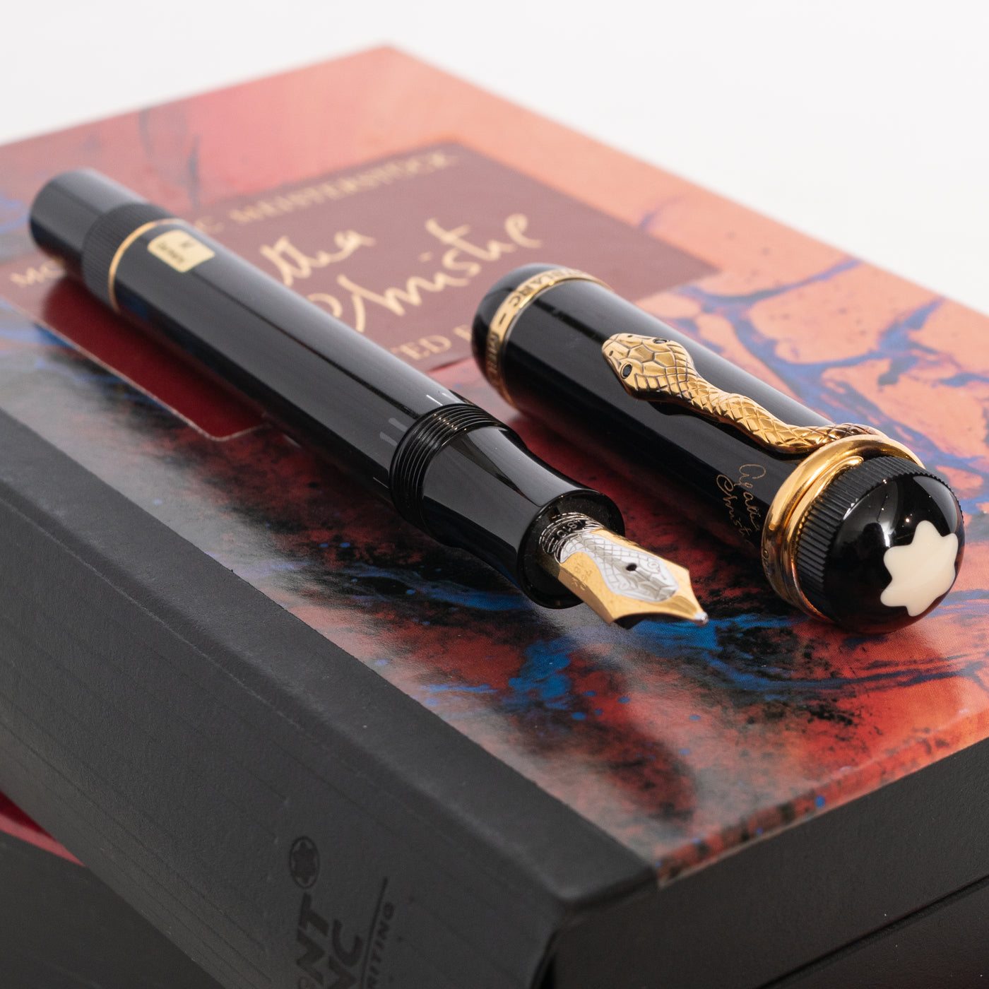 Montblanc Writer's Edition Agatha Christie 4810 Fountain Pen Gold