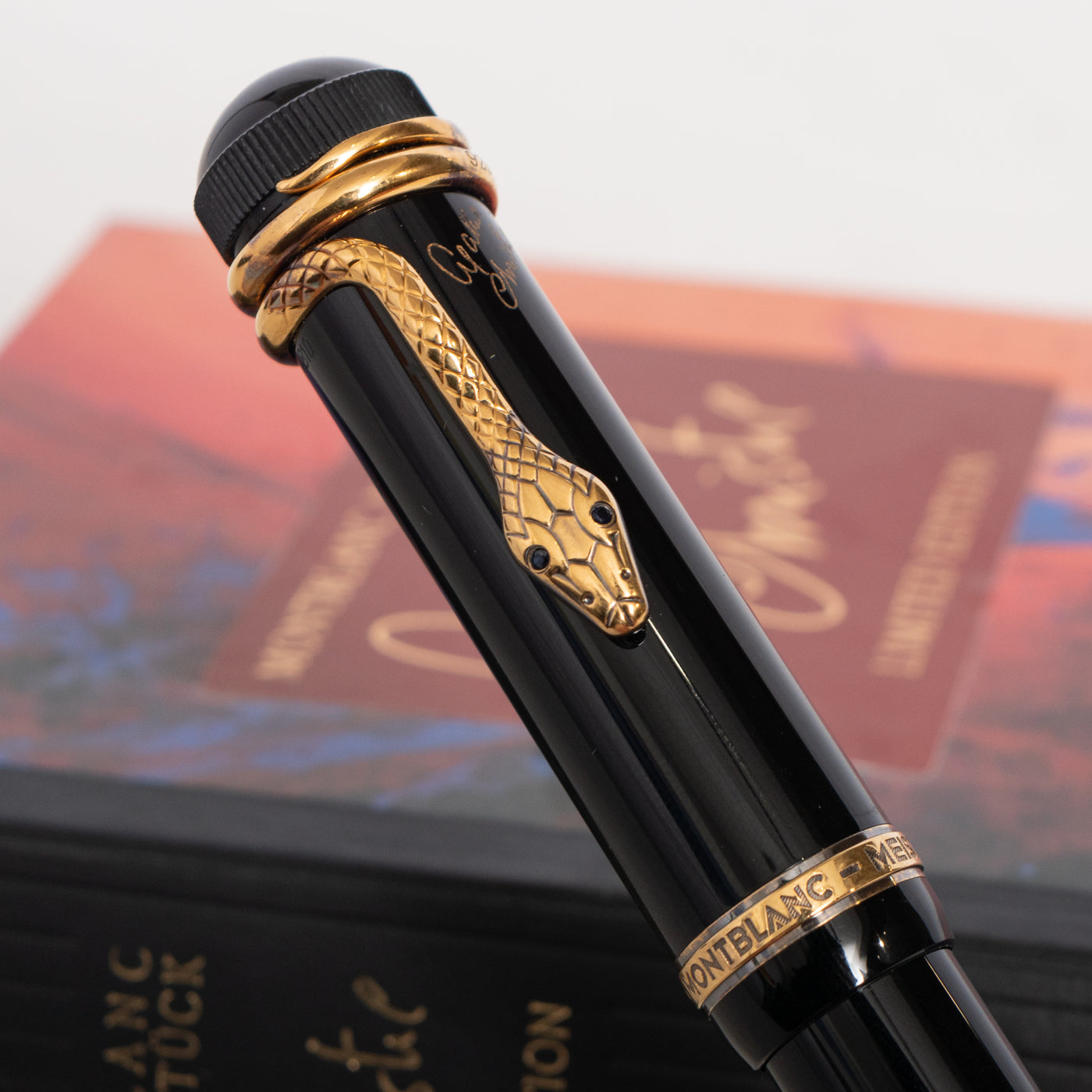 Montblanc Writer's Edition Agatha Christie 4810 Fountain Pen Snake Clip