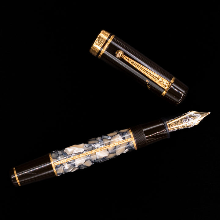 【MONTBLANC Alexandre Dumas 万年筆】 Montblanc Writer's Edition Alexandre Dumas Fountain Pen Preowned
