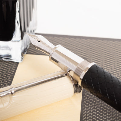 Montblanc Writer's Edition Homage to Robert Louis Stevenson Fountain Pen Nib