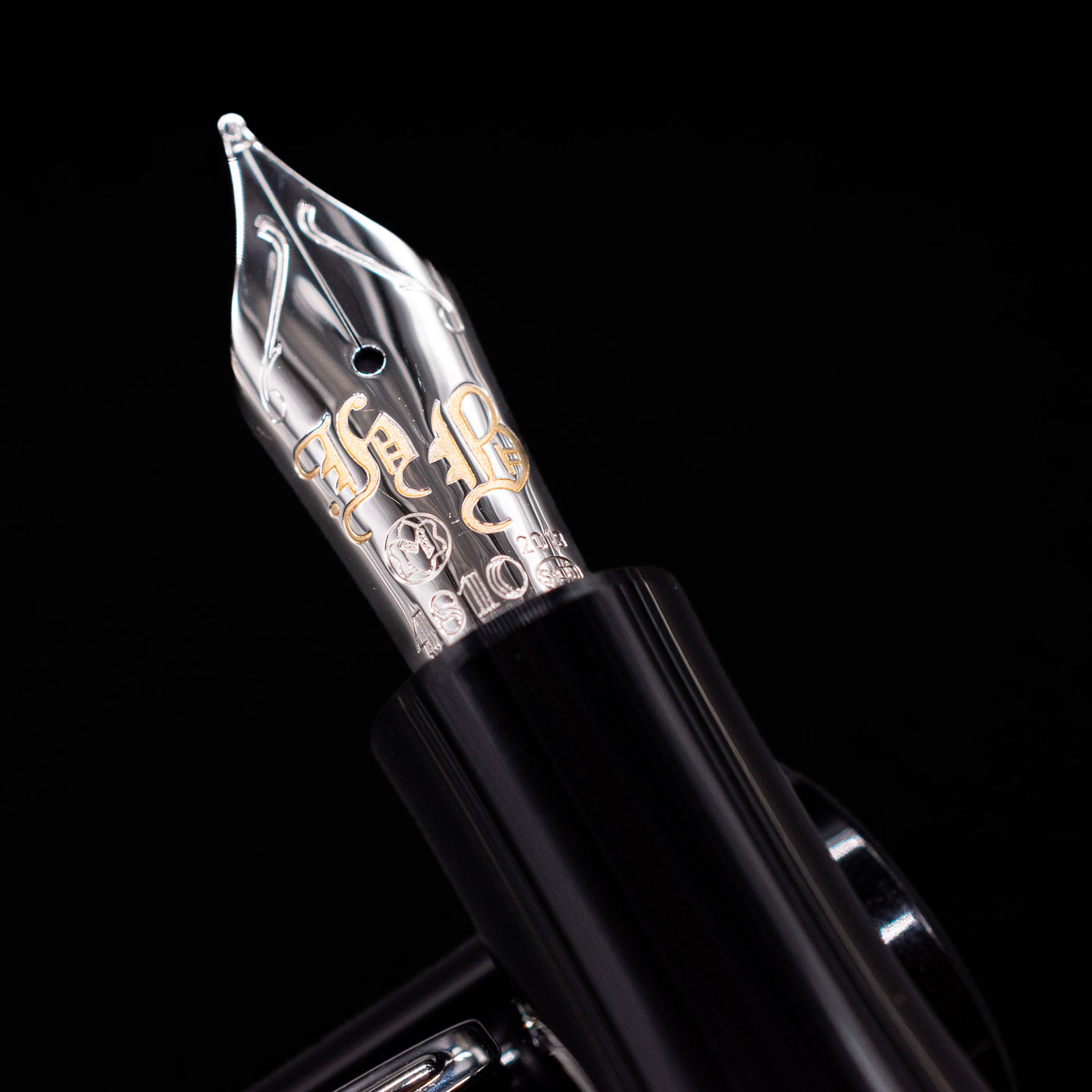 A macro shot of the nib with its intricate detailing and logo engraving for the Montblanc Writer's Edition Honore de Balzac Fountain Pen - Preowned.