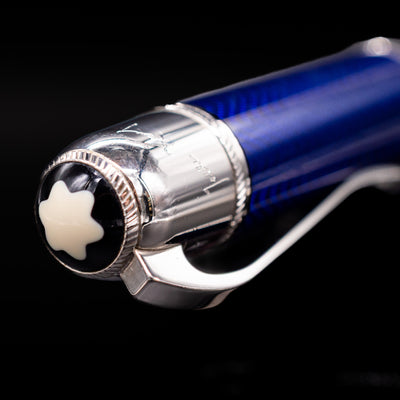 Zoomed-in view of the top of the cap with the finial on the Montblanc Writer's Edition Jules Verne Ballpoint Pen - Preowned.