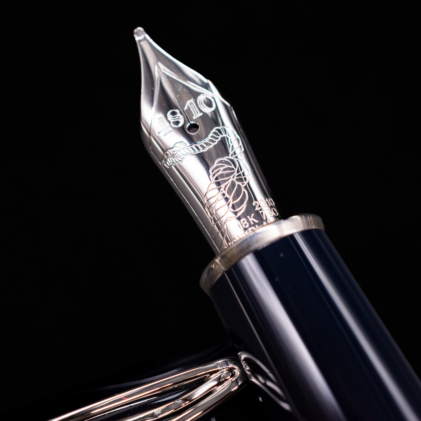 A macro shot of the nib with its intricate detailing and logo engraving for the Montblanc Writer's Edition Mark Twain Fountain Pen - Preowned.