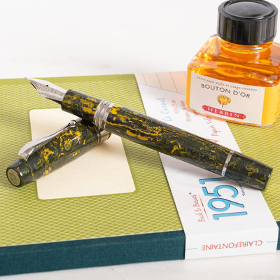 Montegrappa Extra 1930 Yellow-Green Ebonite Fountain Pen artist proof