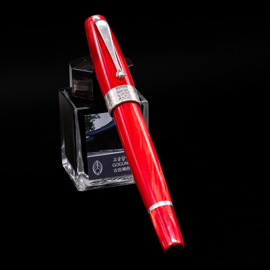 Montegrappa Miya 450 Red Celluloid Fountain Pen – Truphae