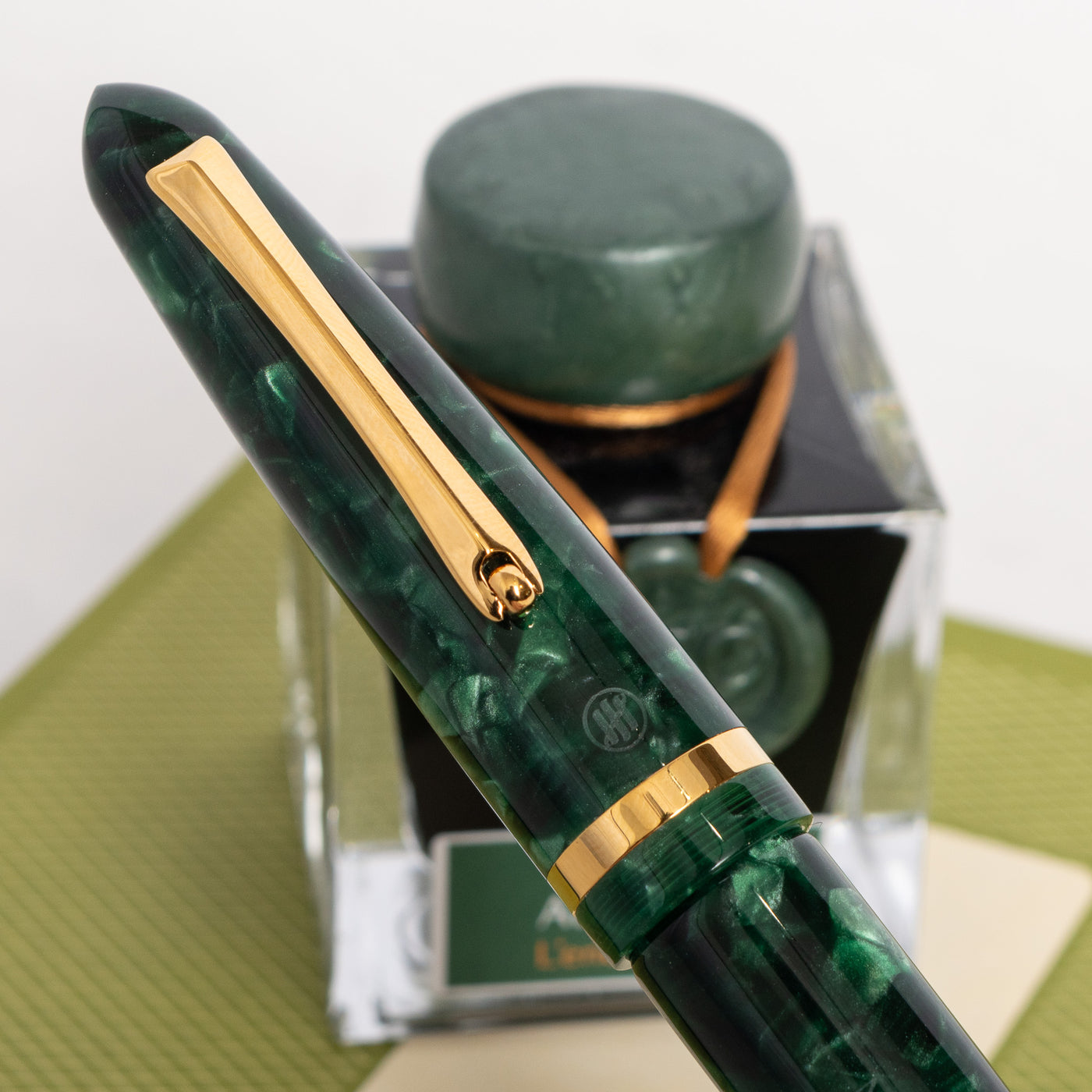 Montegrappa Venetia Vintage Conifer Fountain Pen clip