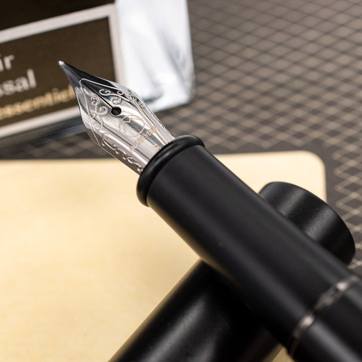 Monteverde Dakota Fountain Pen - Black Sky – Truphae