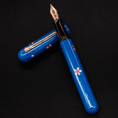 Nahvalur Ikkaku Fountain Pen - Cherry Blossom Blue