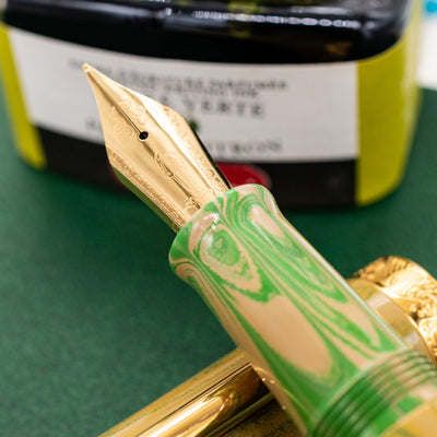 Nahvalur Nautilus Fountain Pen - Gold stainless steel nib
