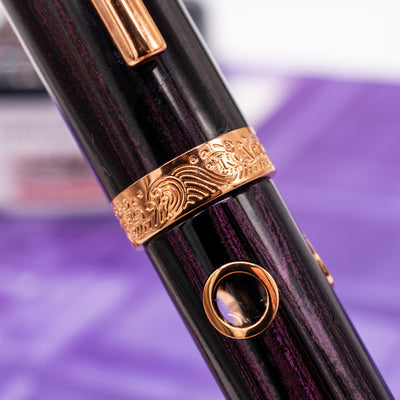 Nahvalur Nautilus Fountain Pen - Stylophora Berry center band