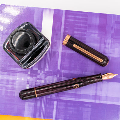 Nahvalur Nautilus Fountain Pen - Stylophora Berry rose gold