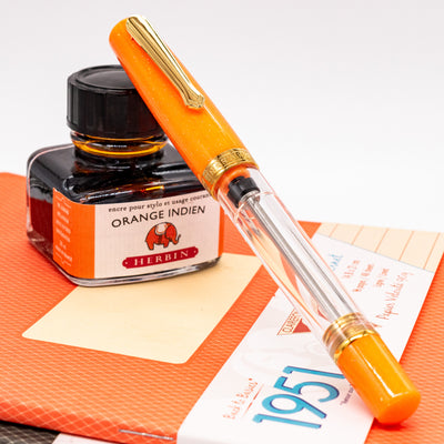 Nahvalur Original Plus Fountain Pen - Garibaldi Orange capped