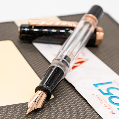 Nahvalur Original Plus Fountain Pen - Lovina Graphite uncapped