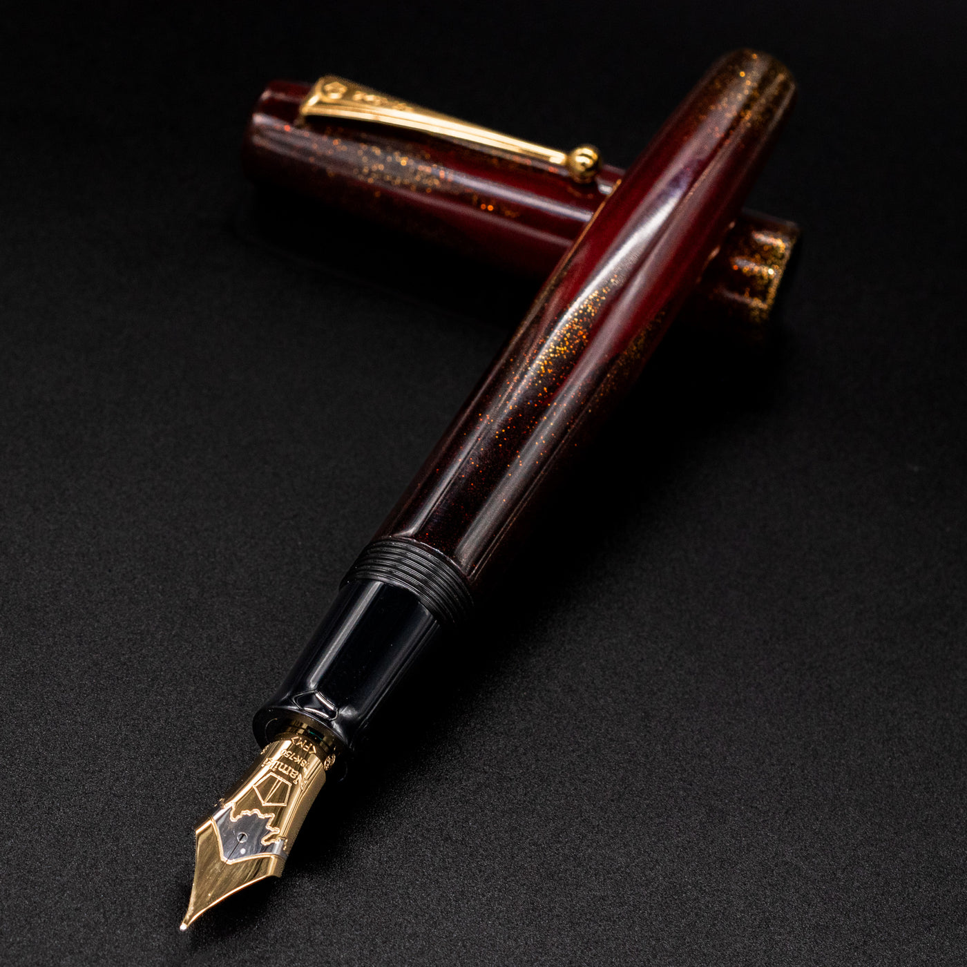 Namiki Aya Daybreak Akatsuki Red Fountain Pen uncapped