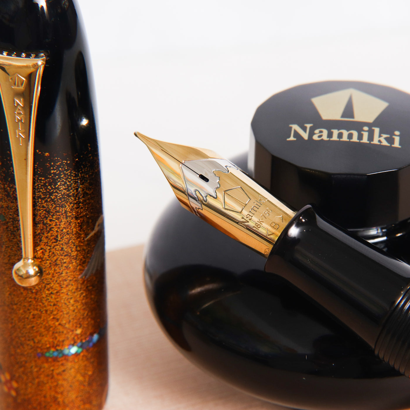 Namiki Emperor Kisshomon Birds in Flight Maki-e Fountain Pen Gold Nib