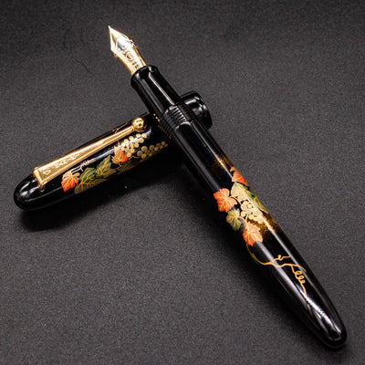 Namiki Yukari Grapevine Fountain Pen maki-e