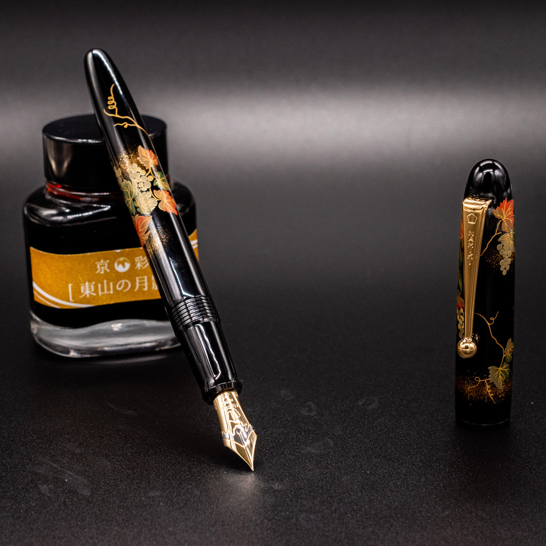 Namiki Yukari Maki-e Fountain Pen - Grapevine – Truphae