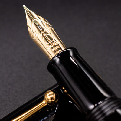 Namiki Yukari Royale Fountain Pen - Black 18k gold nib