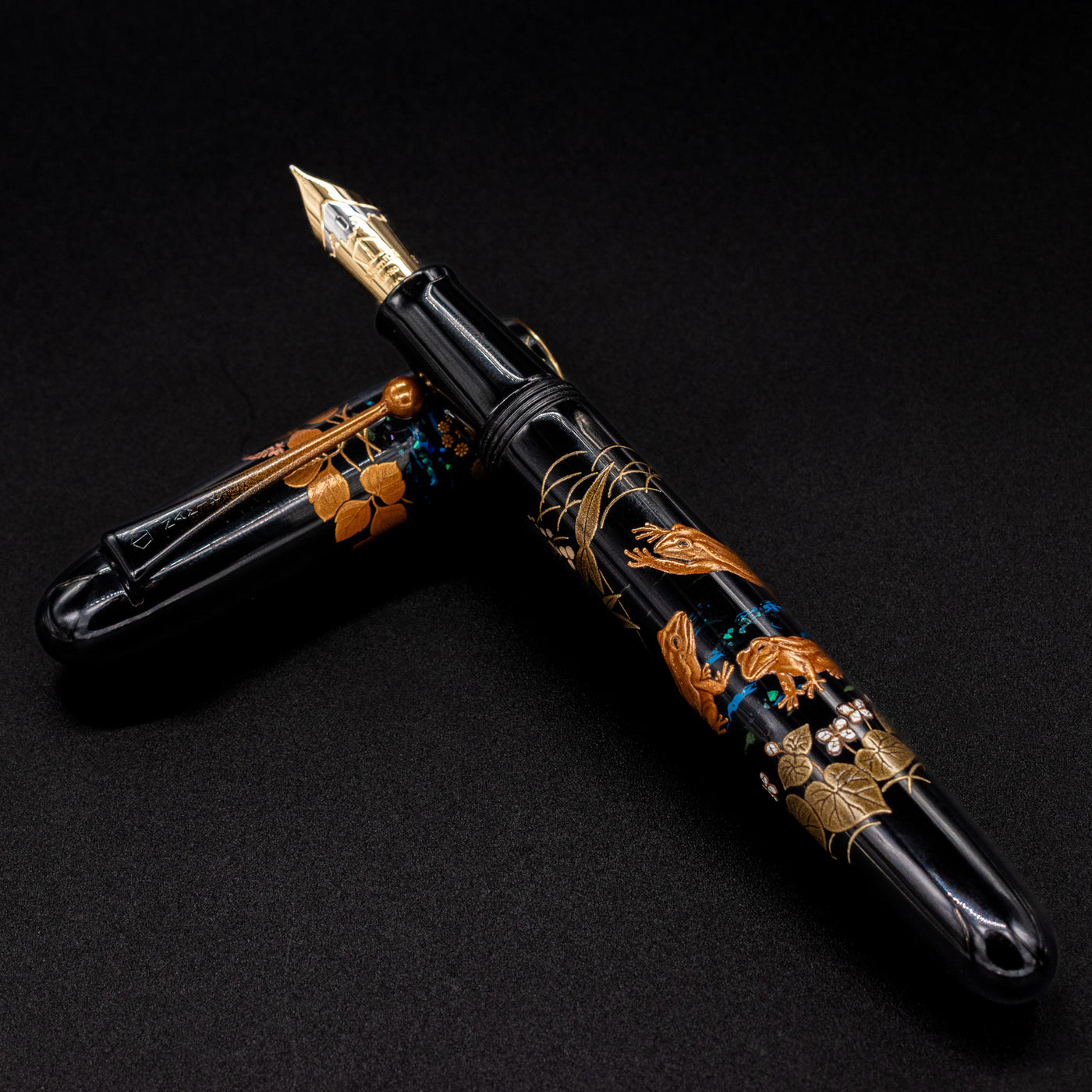 Namiki Yukari Royale Frog Fountain Pen maki-e