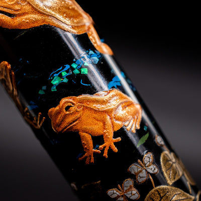 Namiki Yukari Royale Frog Fountain Pen taka maki-e
