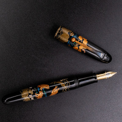 Namiki Yukari Royale Frog Fountain Pen togidashi taka maki-e
