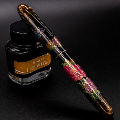 Namiki Yukari Royale Peony Fountain Pen capped