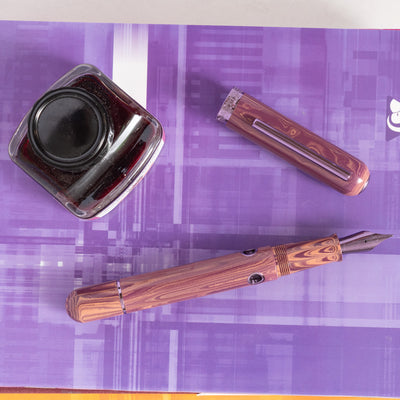 Nahvalur Nautilus Mousseline Lilas Fountain Pen narwhal