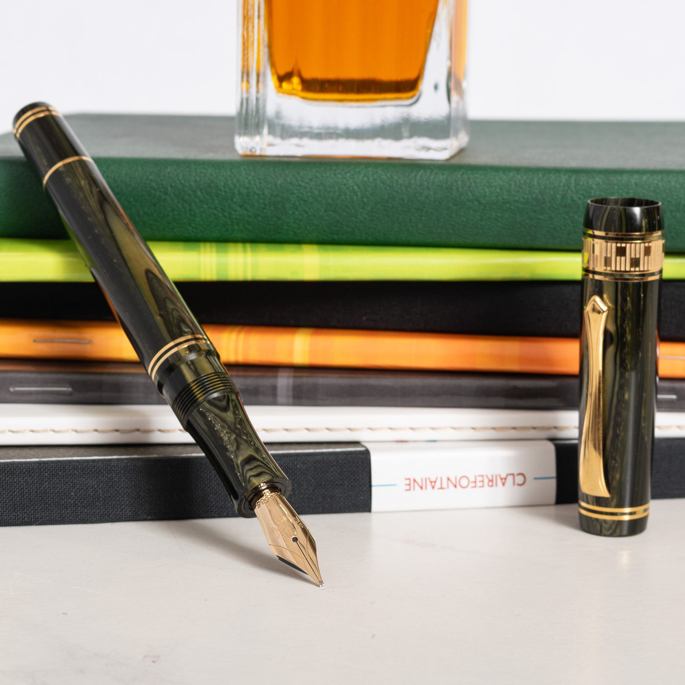 Nettuno Superba Emerald Celluloid Fountain Pen