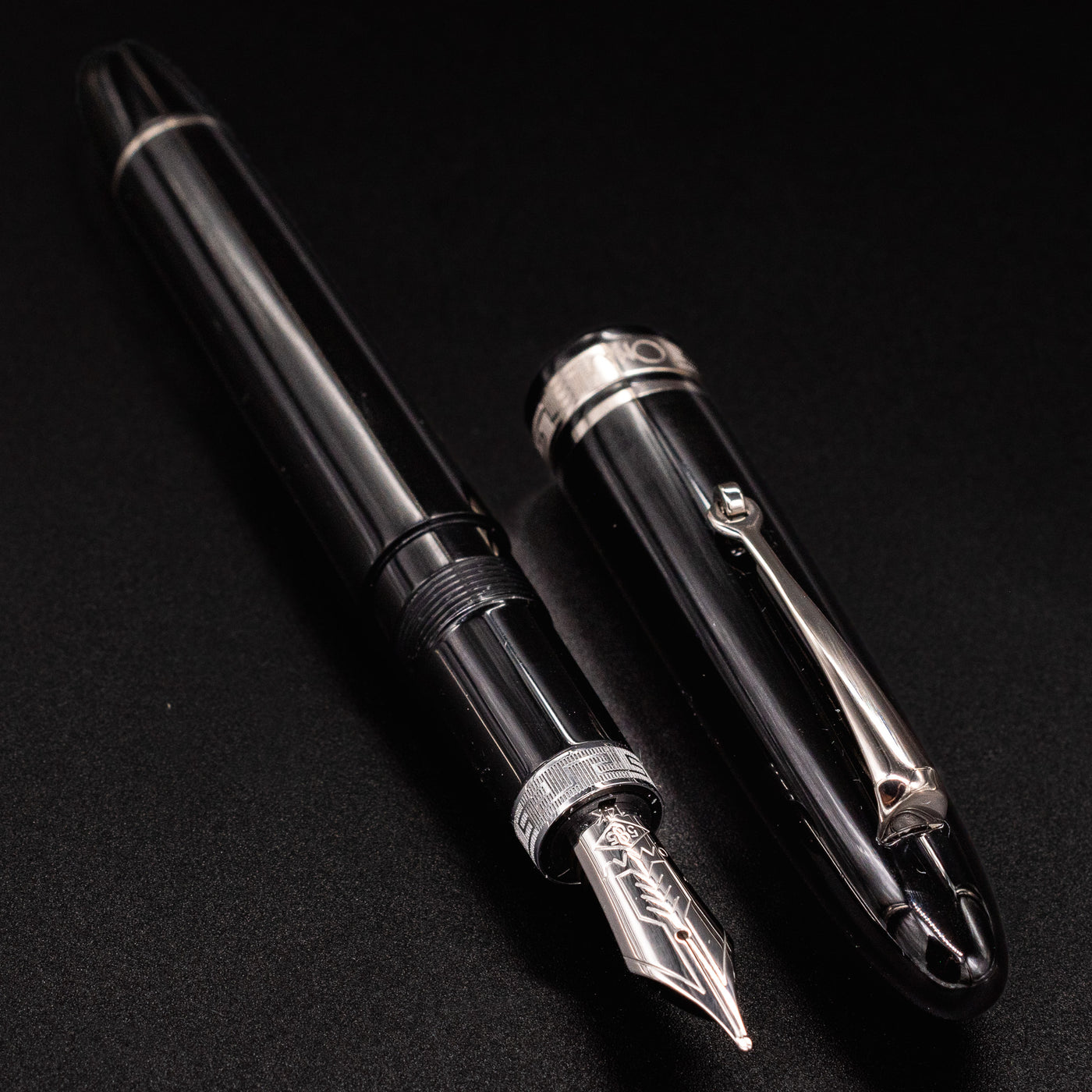 Omas Ogiva Fountain Pen - Nera Silver chrome trim