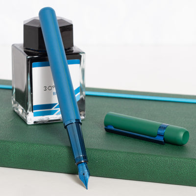 Otto Hutt Design 03 BlueGreen Fountain Pen