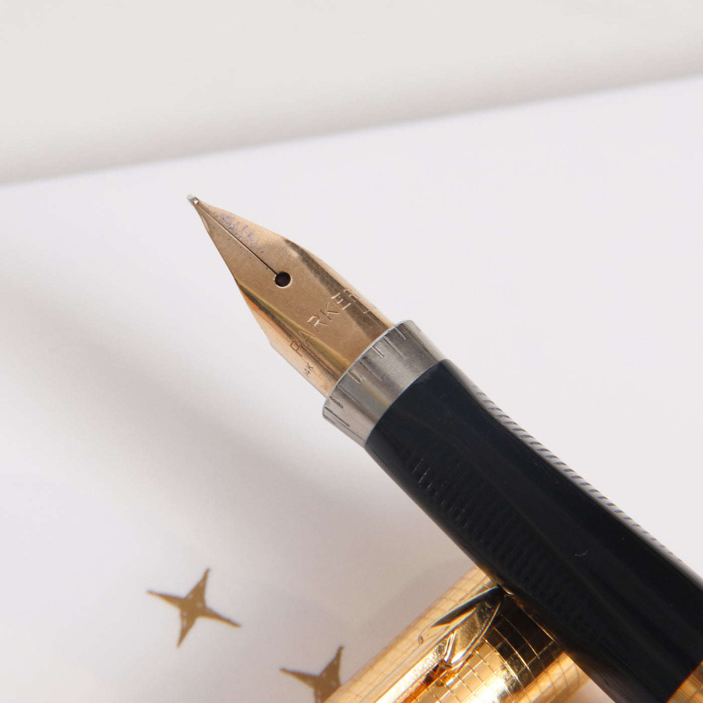 Parker 75 Insignia Gold Grid Pattern Fountain Pen - Preowned Nib