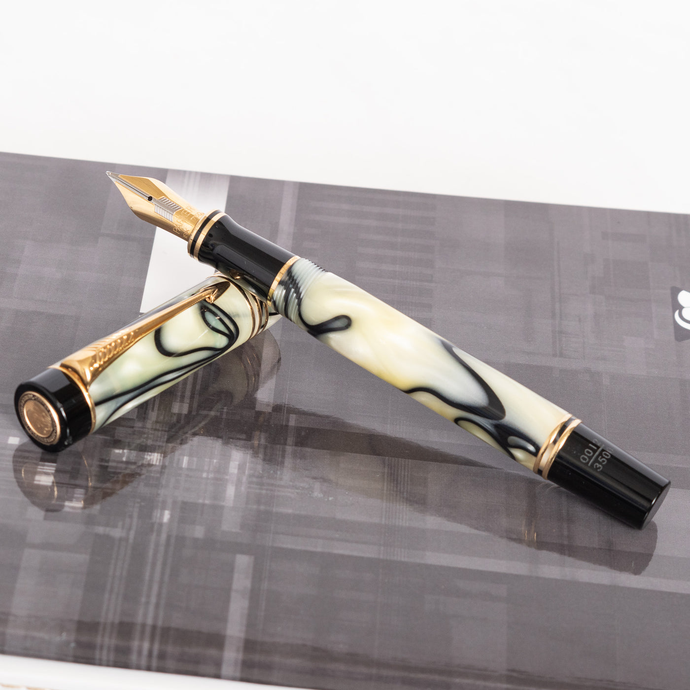 Parker Duofold Centennial Norman Rockwell Fountain Pen Limited Edition