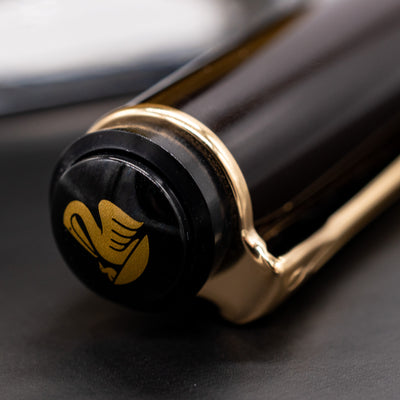 Pelikan Classic M200 Fountain Pen - Brown Marble cap top