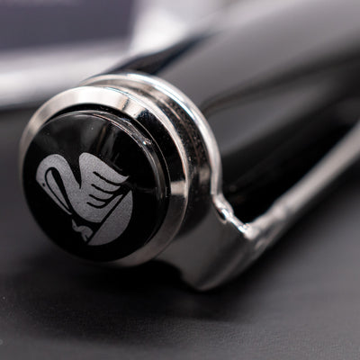 Pelikan Classic M205 Fountain Pen - Black cap top