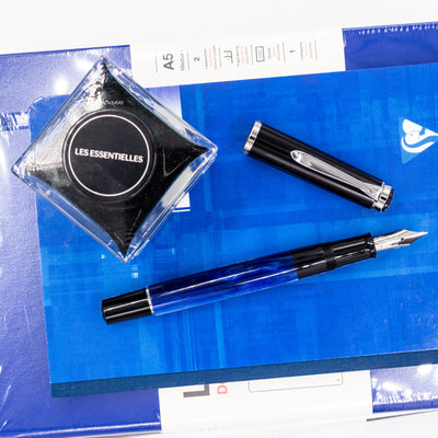 Pelikan Classic M205 Fountain Pen - Blue Marble piston filled