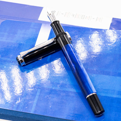 Pelikan Classic M205 Fountain Pen - Blue Marble silver trim