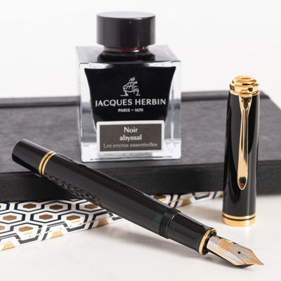 Pelikan Souveran M1000 Black Fountain Pen uncapped