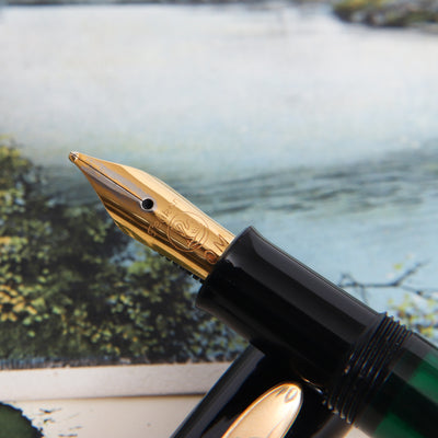 Pelikan M200 Black & Gold Fountain Pen Preowned Nib