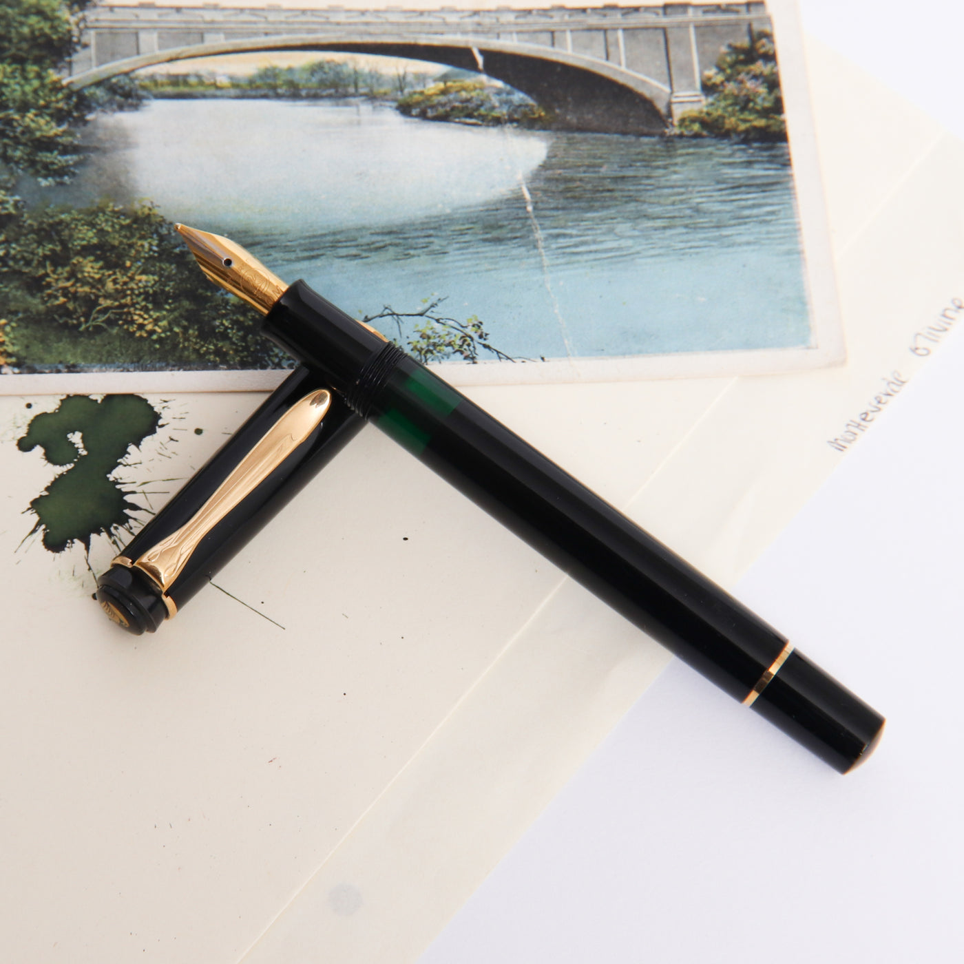 Pelikan M200 Black & Gold Fountain Pen Preowned