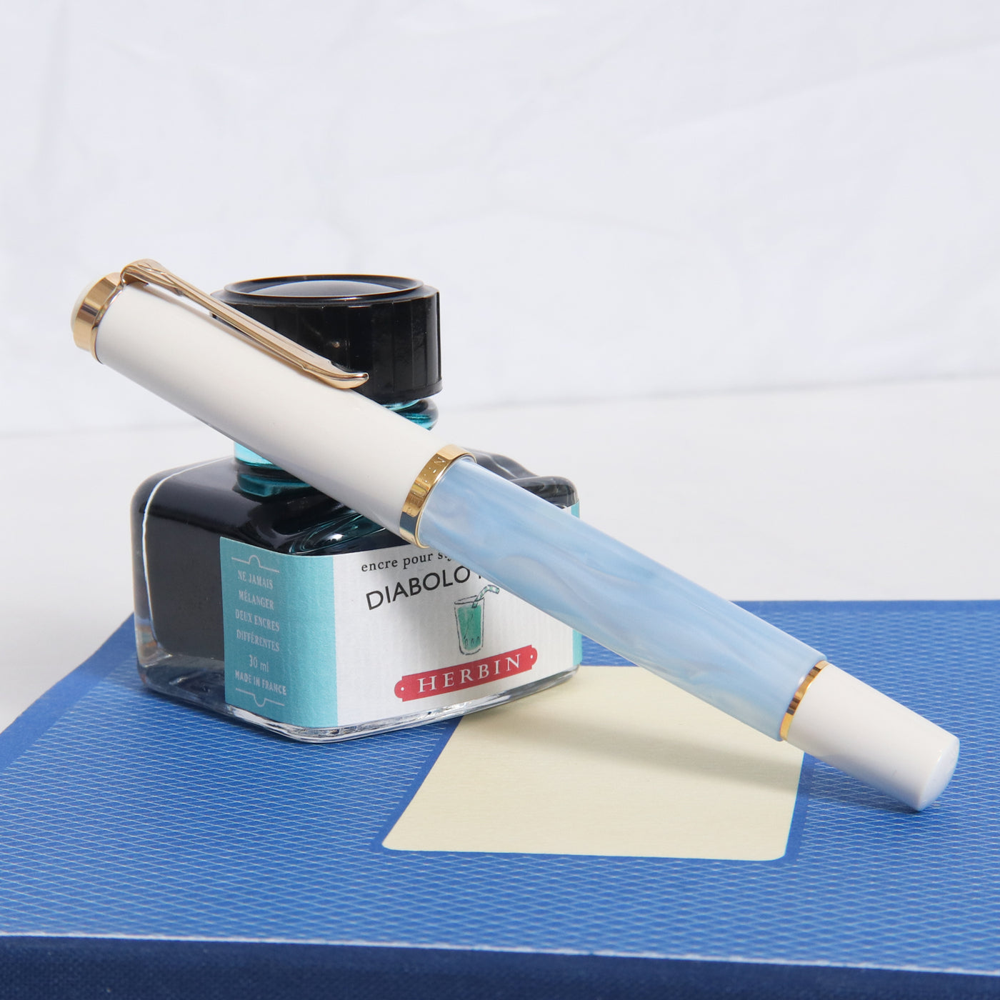 Pelikan M200 Pastel Blue Fountain Pen Capped
