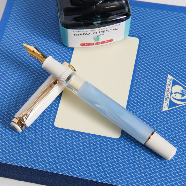 Pelikan-M200-Pastel-Blue-