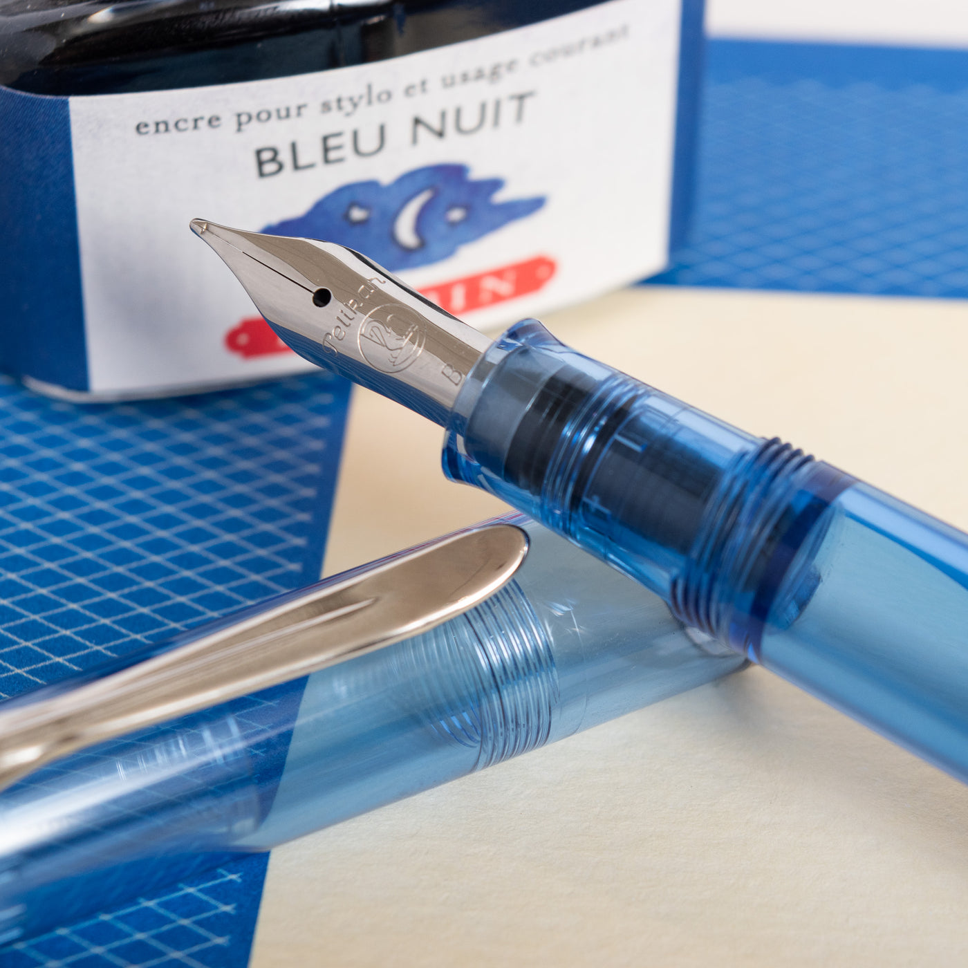 Pelikan M205 Blue Demonstrator Fountain Pen nib