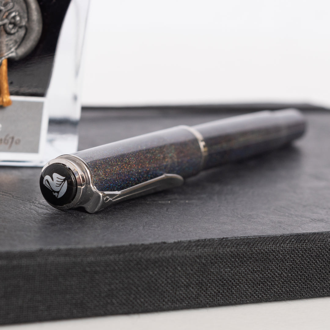 Pelikan Classic M205 Fountain Pen - Moonstone – Truphae