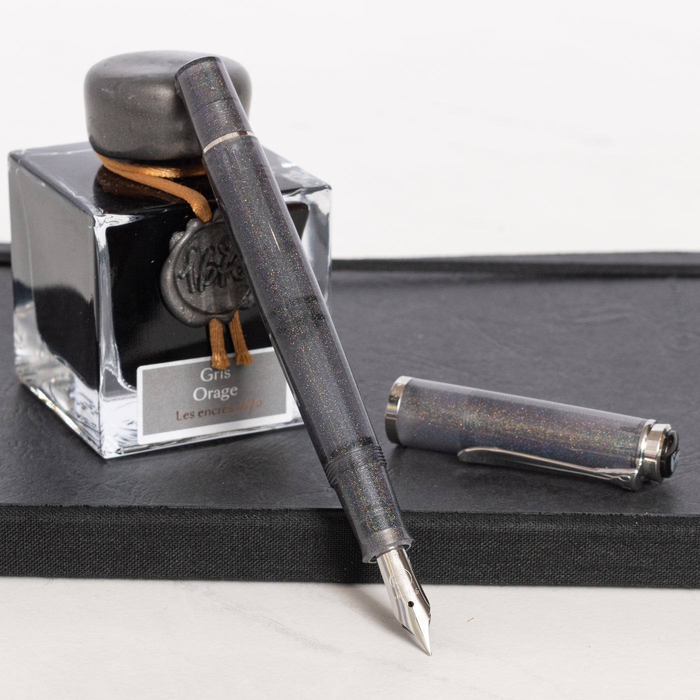 Pelikan M205 Moonstone Fountain Pen