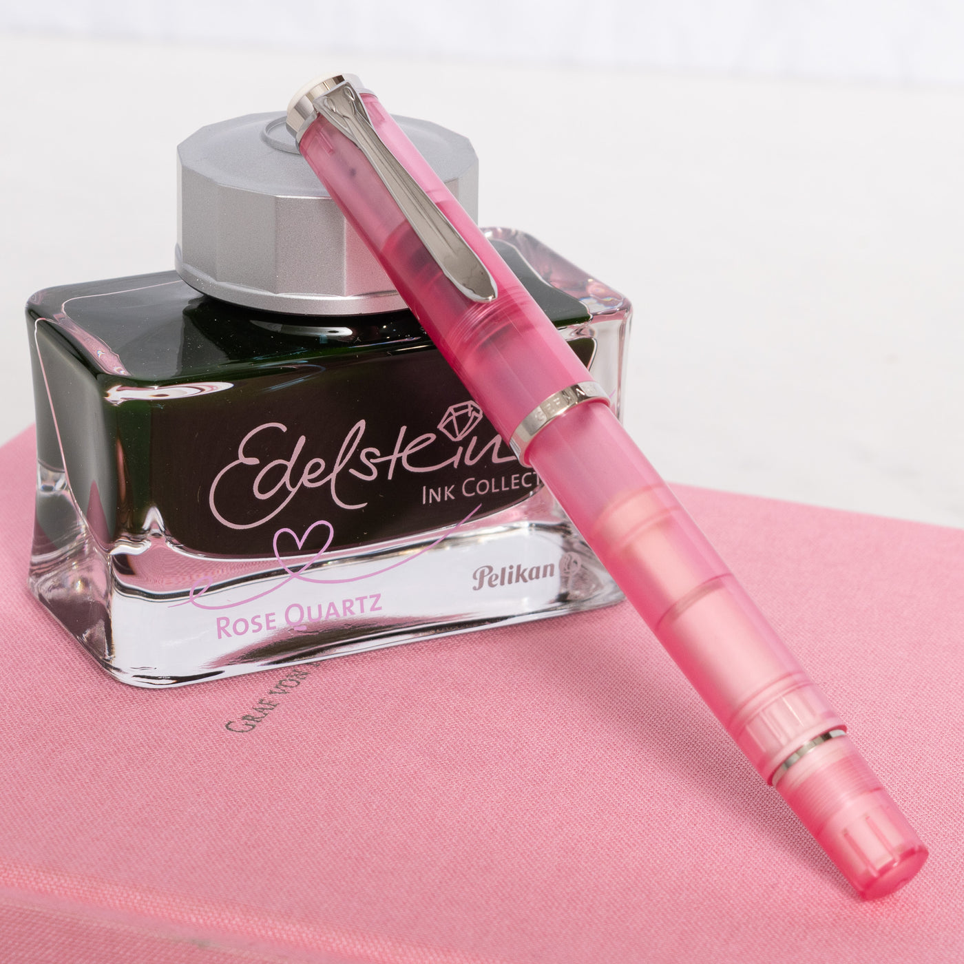 Pelikan M205 Rose Quartz Fountain Pen Gift Set