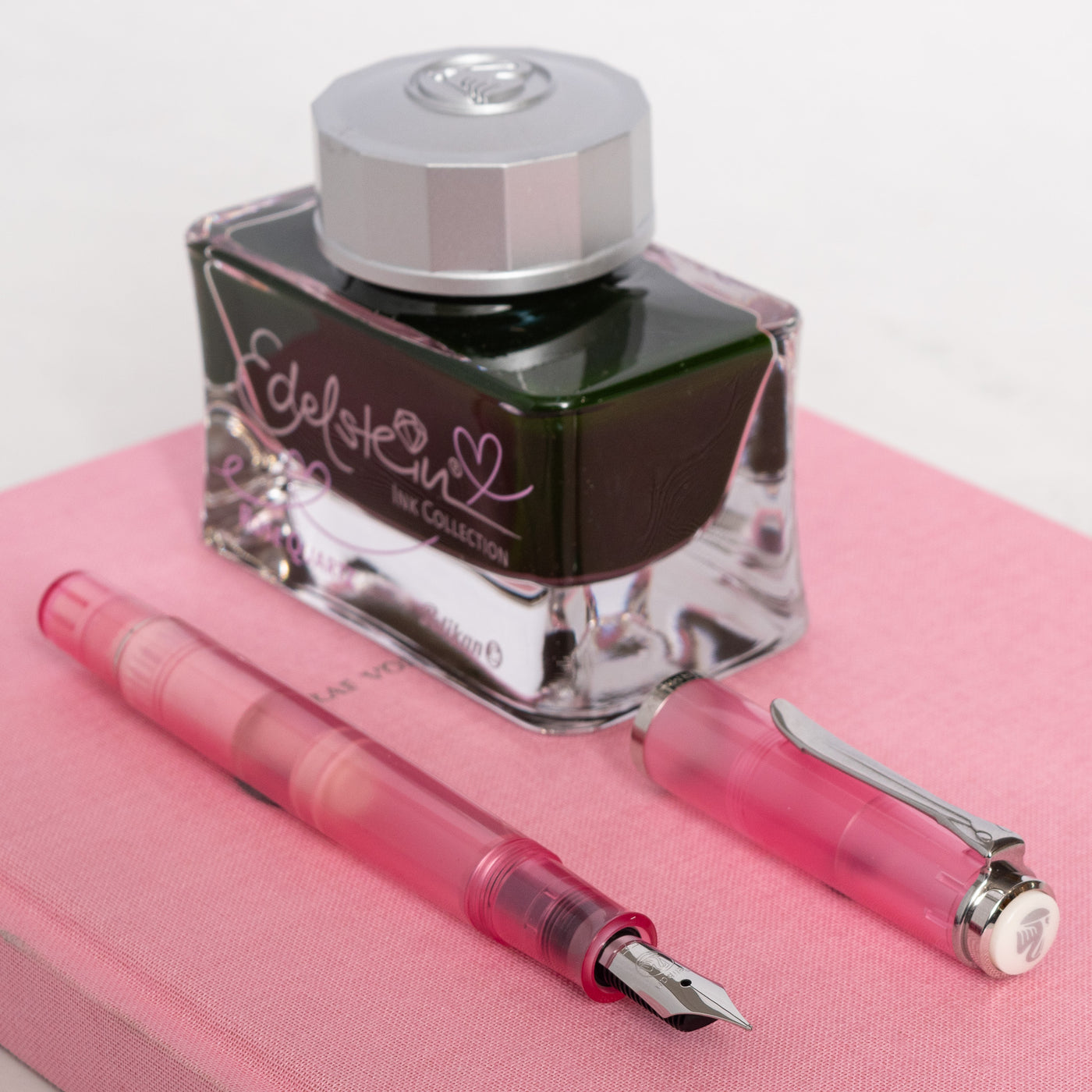 Pelikan M205 Rose Quartz Fountain Pen Pink