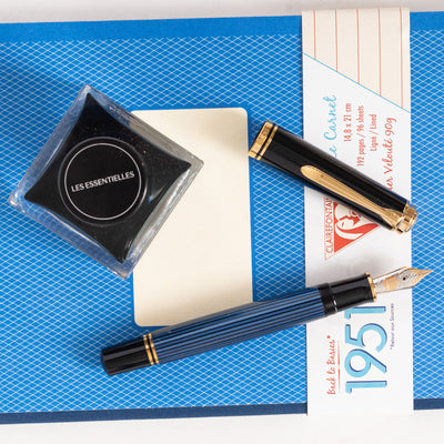 Pelikan Souveran M800 Black & Blue Fountain Pen gold trim