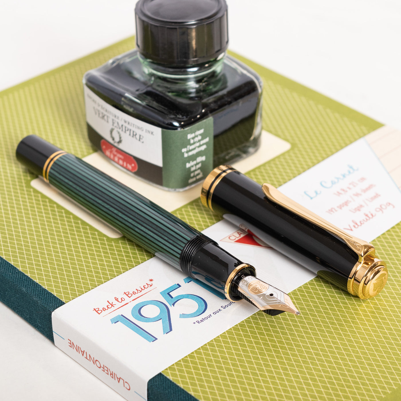 Pelikan Souveran M800 Black & Green Fountain Pen gold trim