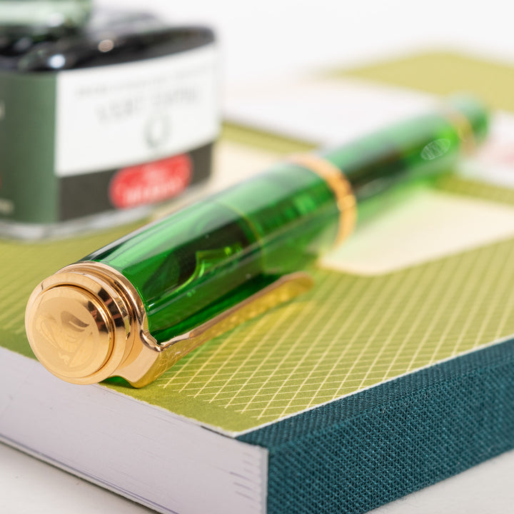 Pelikan SOUVERAN M800 グリーンストライプ(M) 新品)Pelikan ペリカン 万年筆 スーベレーン M800 グリーン
