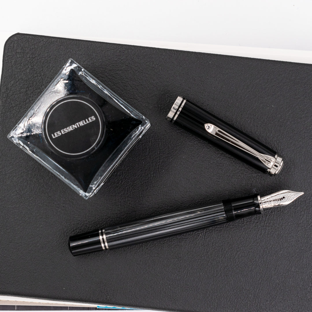 PELIKAN M805 EF Souverän Pelikan Souveran M805 Black/Silver Fountain Pen- Extra Fine